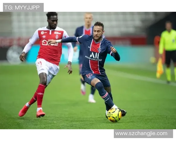 罗马队与克罗日队的激烈对决揭示足球战术的博弈与精彩瞬间