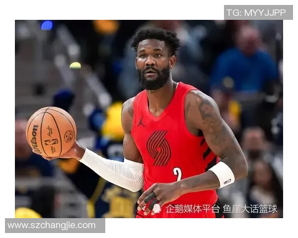 艾顿与字母哥的巅峰对决谁能在赛场上笑到最后