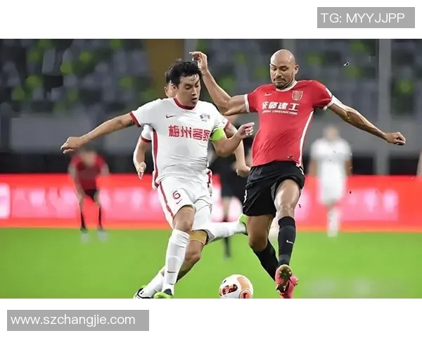 梅州客家迎战武汉卓尔争夺中甲联赛关键三分的激烈对决