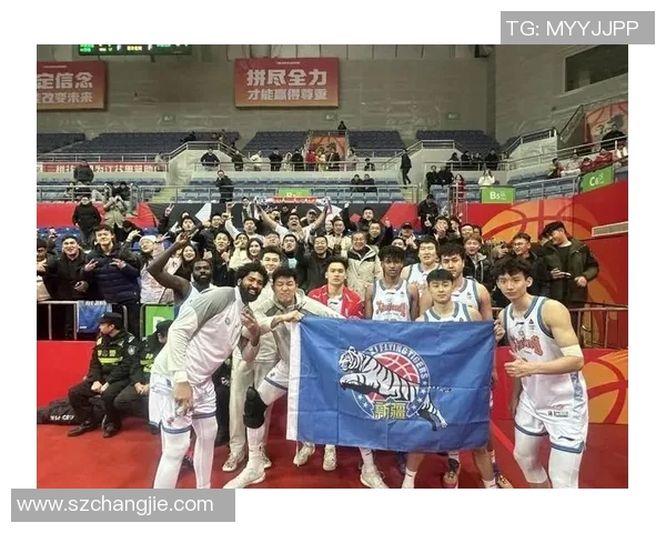 2020年CBA新疆队与江苏队激烈对决回顾及赛后分析