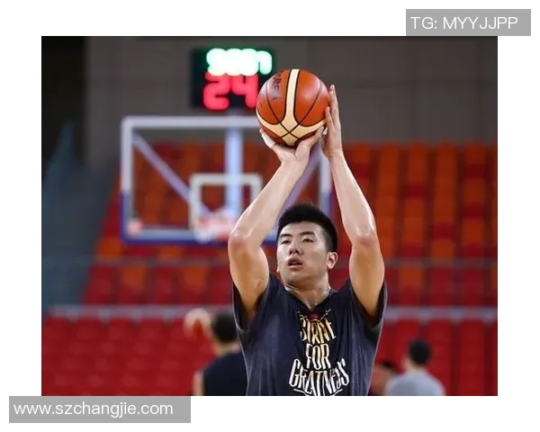 邹雨宸:从篮球新星到职业生涯的辉煌蜕变与未来展望 邹雨宸:从篮球新星到职业生涯的辉煌蜕变与未来展望