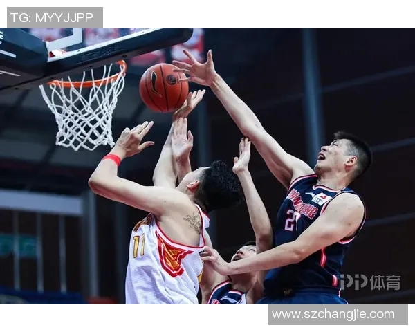 任骏飞领衔球队奋勇拼搏展现篮球精神助力赛季再创辉煌 任骏飞领衔球队奋勇拼搏展现篮球精神助力赛季再创辉煌