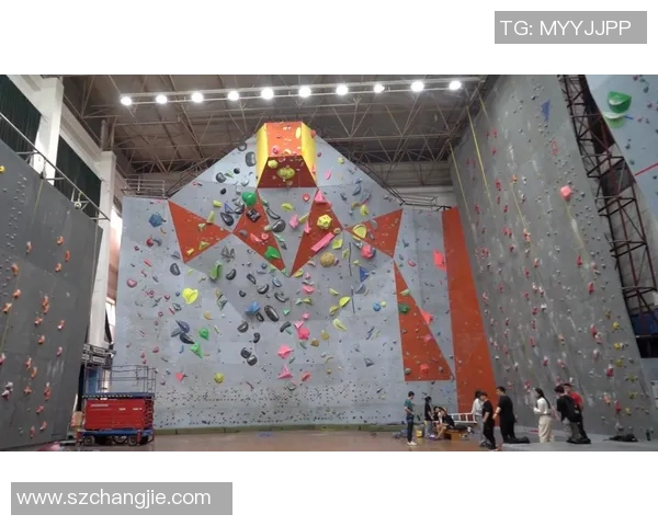 攀岩精神:深入探访北京攀岩队的奋斗与成长历程 攀岩精神:深入探访北京攀岩队的奋斗与成长历程