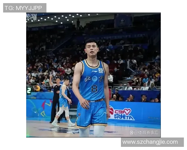 方硕的篮球之路:从青涩少年到职业赛场的拼搏与成长 方硕的篮球之路:从青涩少年到职业赛场的拼搏与成长