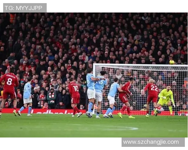 精彩对决足球直播利物浦迎战热刺全场比赛实时更新分析与评论 精彩对决足球直播利物浦迎战热刺全场比赛实时更新分析与评论